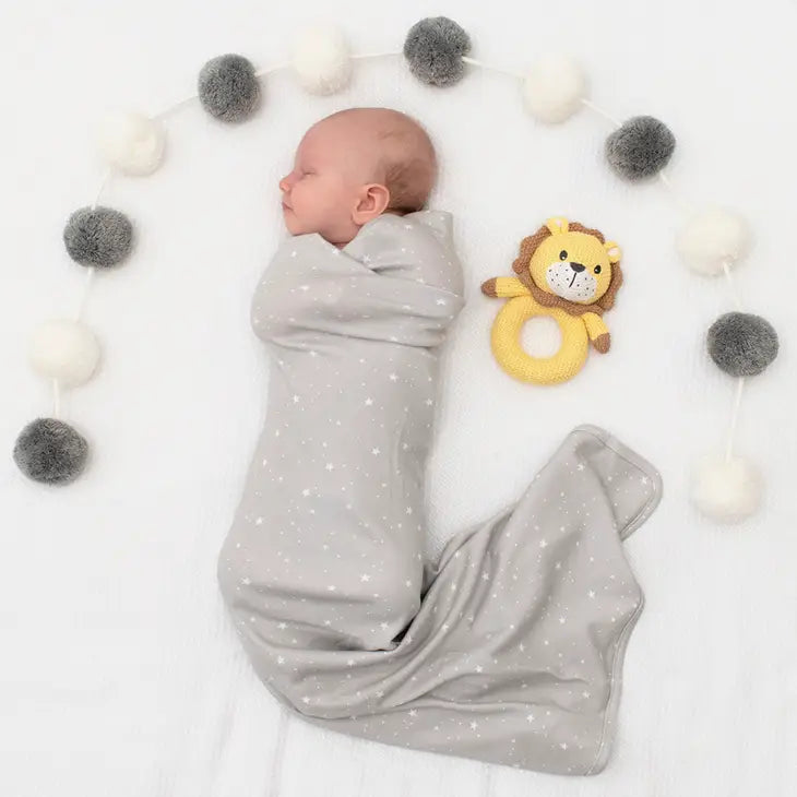 'Leo Lion' Swaddle & Ring Rattle Gift Set