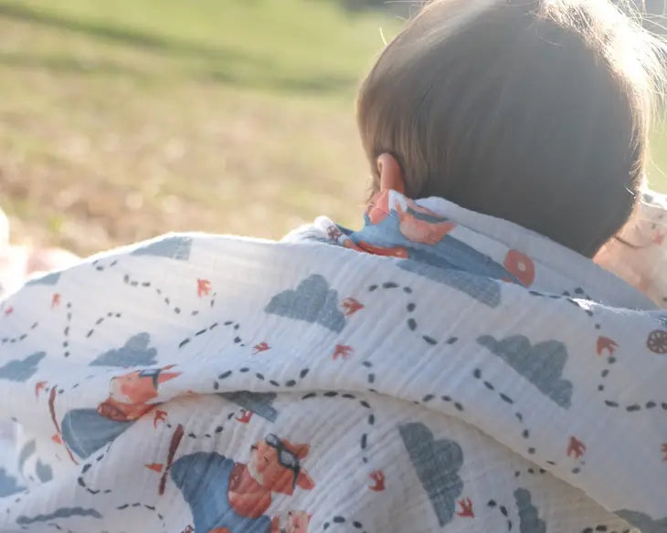 'Pilot Fox' 4 Layers Muslin Blanket
